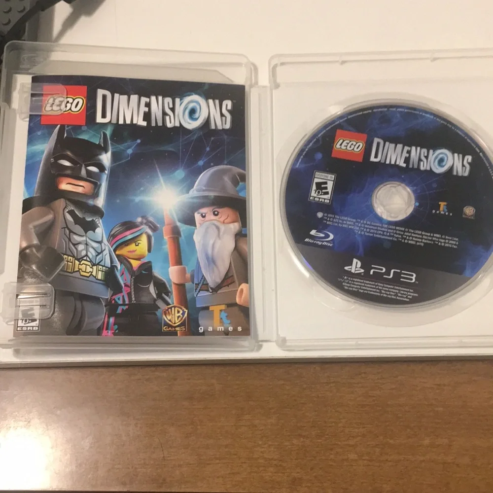 SONY PS 3 LEGO DEMENSIONS COMPLETE WITH USB PORTAL AND GAME.